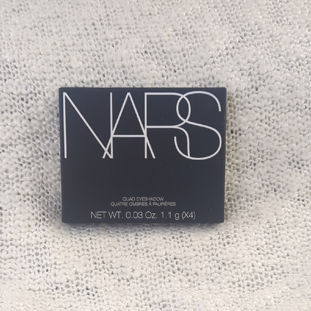 NARS Kuala Lumpur Quad Eyeshadow, 4x 1.1g/0.03oz - Picture 6 of 14
